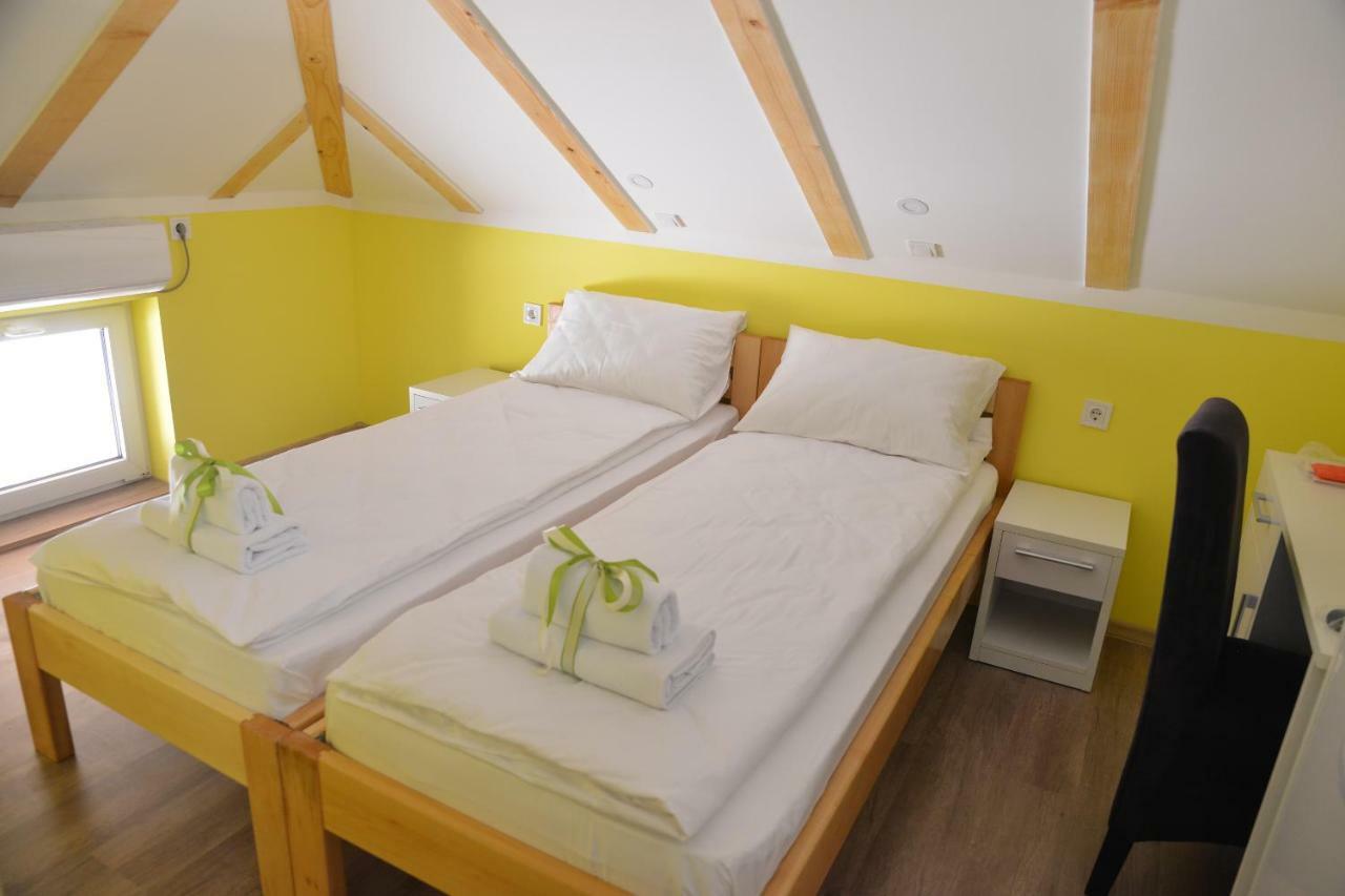 Apartmani Bojeresku Negotin Esterno foto