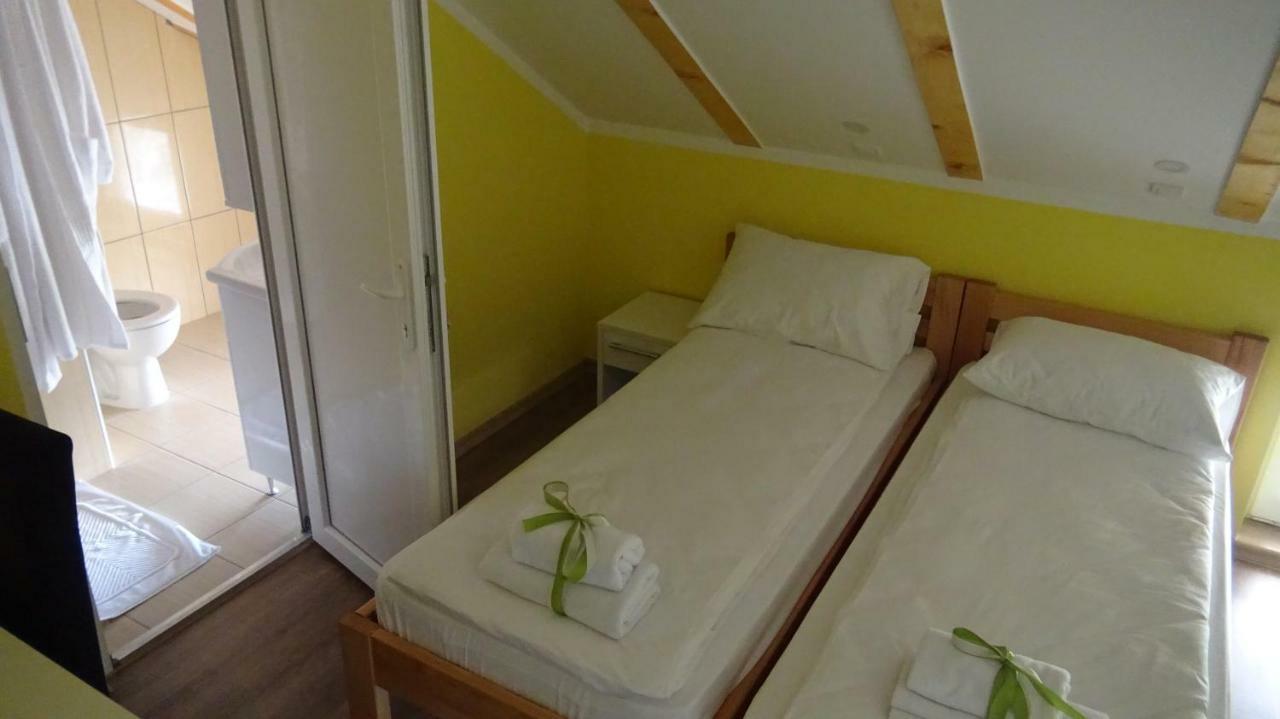 Apartmani Bojeresku Negotin Esterno foto